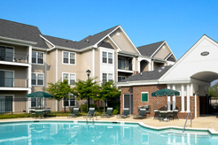 Pool with exterior of Acclaim at Germantown in the background
